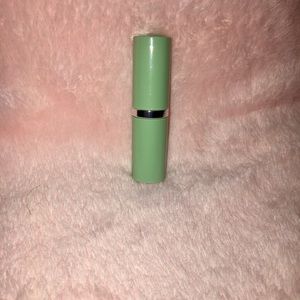⭐️NWOT⭐️Clinique Different Lipstick - Glazed Berry